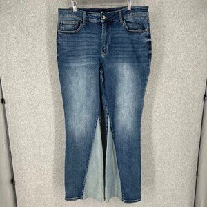 Judy Blue Women's Blue Flare Jeans